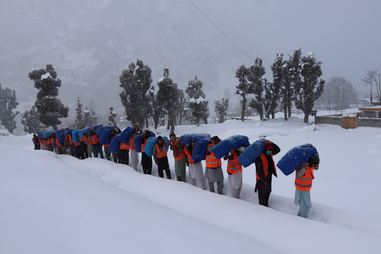 Alkhidmat Melts Winter Frost
